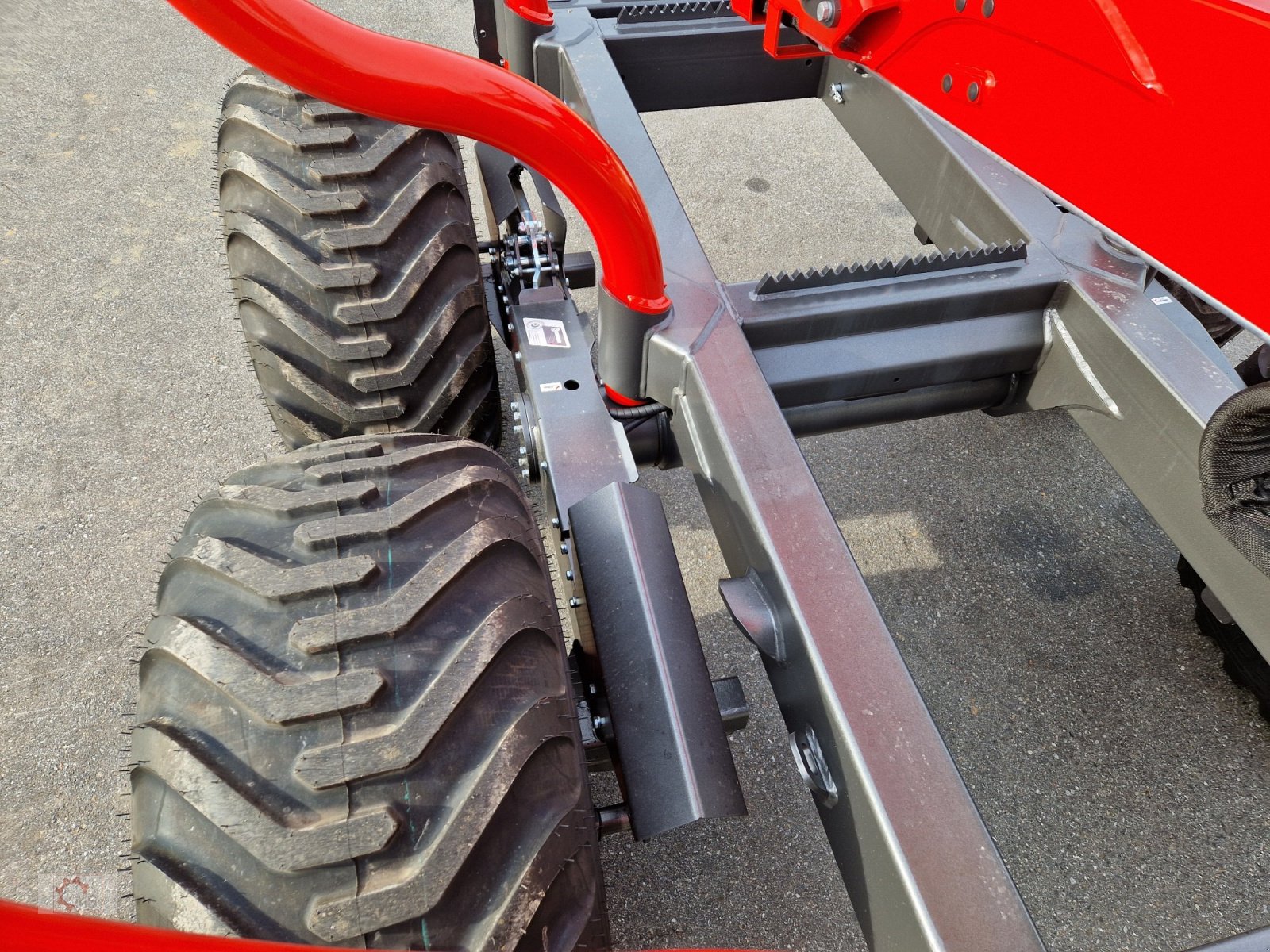 Rückewagen & Rückeanhänger a típus Krpan GP 8 DF GD 6,6 K Rückewagen Auflaufbremse Hydraulische Bremse Eigenölversorgung, Neumaschine ekkor: Tiefenbach (Kép 9)