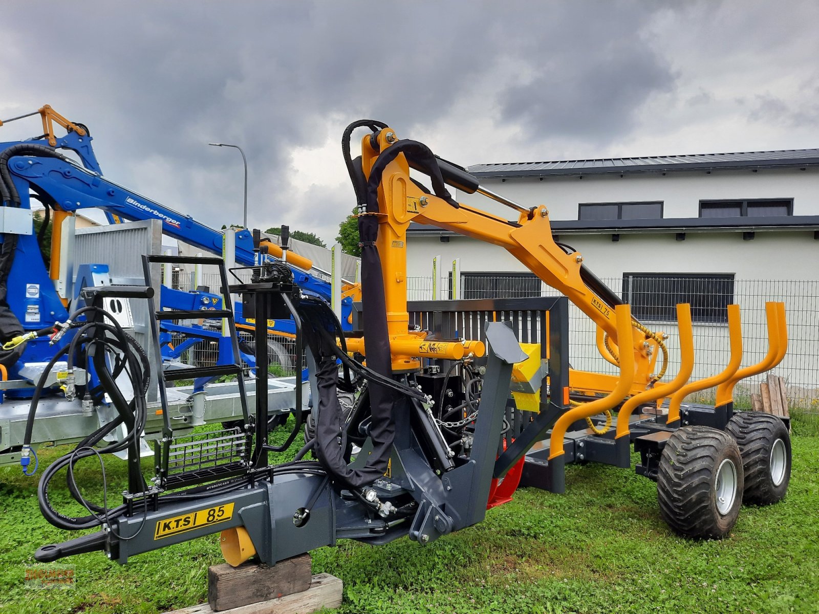 Rückewagen & Rückeanhänger des Typs KTS 8500-750, Neumaschine in Rottenburg a.d. Laaber (Bild 1)