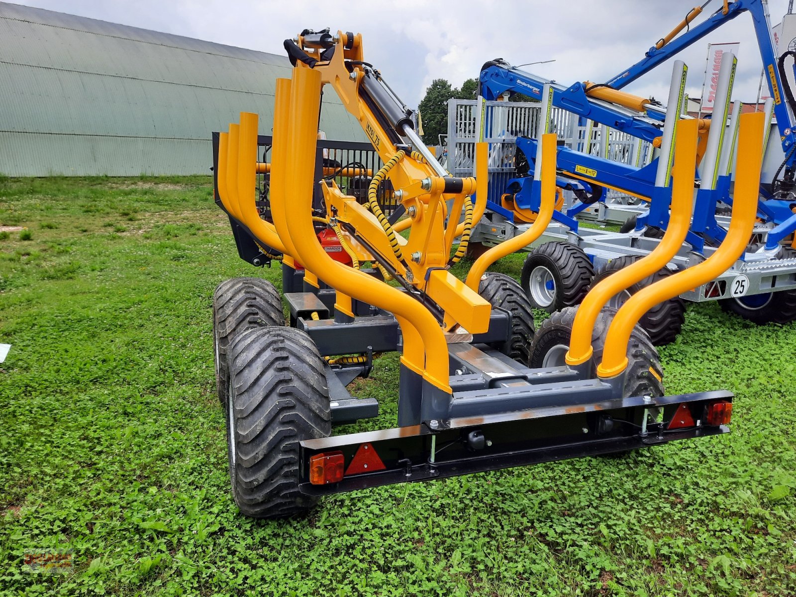 Rückewagen & Rückeanhänger des Typs KTS 8500-750, Neumaschine in Rottenburg a.d. Laaber (Bild 5)