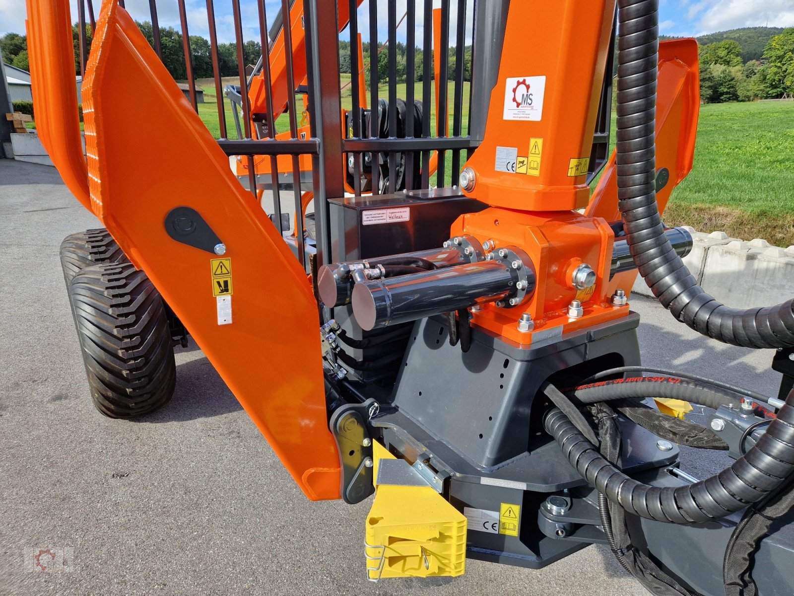 Rückewagen & Rückeanhänger a típus MTM 10T 9,20m Kran Auflaufbremse Hydraulische Bremse Doppelrohrrahmen, Neumaschine ekkor: Tiefenbach (Kép 28)