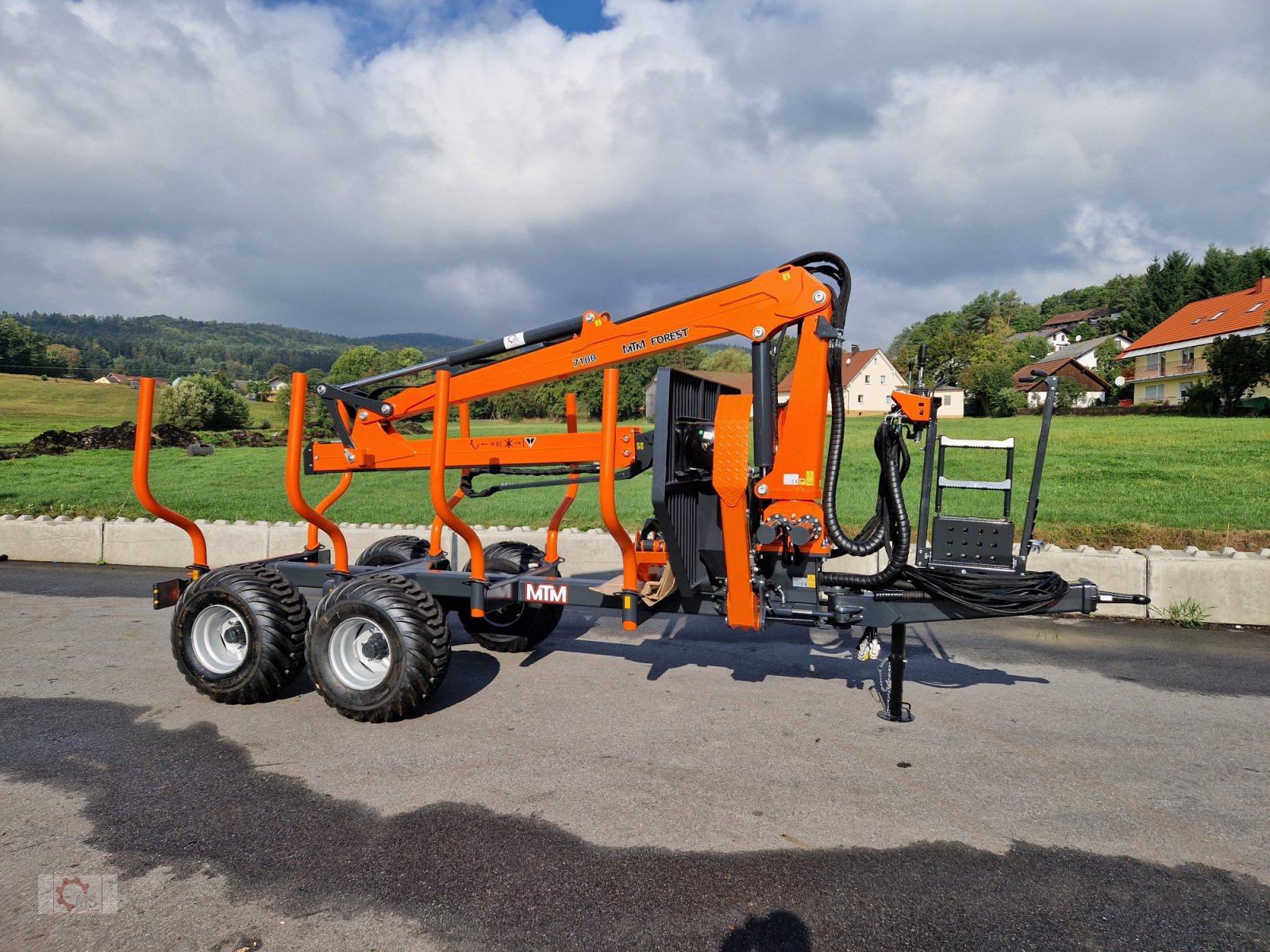 Rückewagen & Rückeanhänger typu MTM 10T S 10to 7,70m Kran Druckluft Zentralrohrrahmen, Neumaschine v Tiefenbach (Obrázek 5)