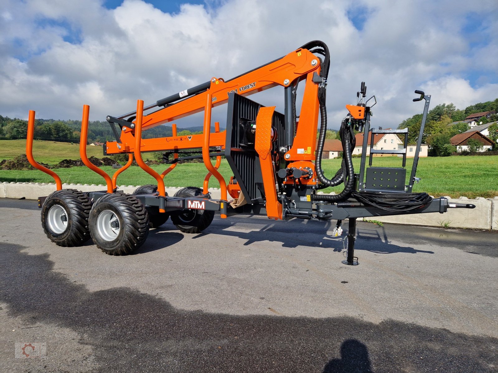 Rückewagen & Rückeanhänger typu MTM 10T S 10to 7,70m Kran Druckluft Zentralrohrrahmen, Neumaschine v Tiefenbach (Obrázek 11)