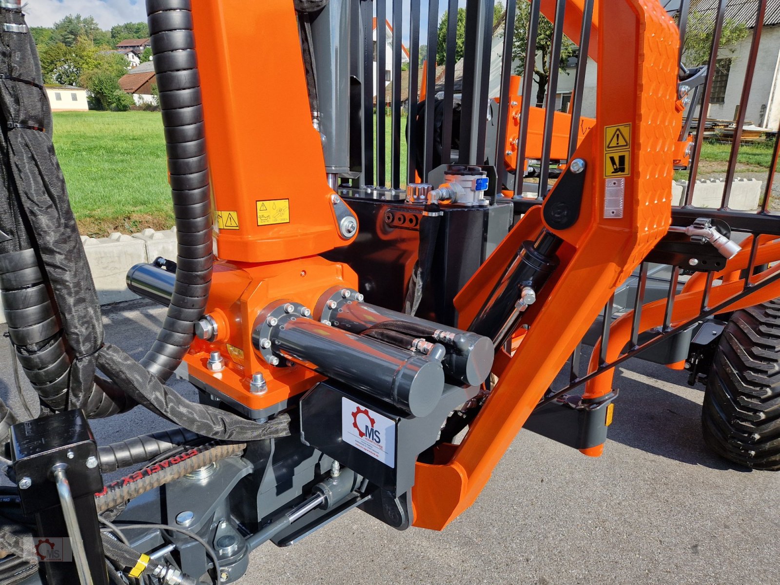 Rückewagen & Rückeanhänger typu MTM 10T S 10to 7,70m Kran Druckluft Zentralrohrrahmen, Neumaschine w Tiefenbach (Zdjęcie 14)