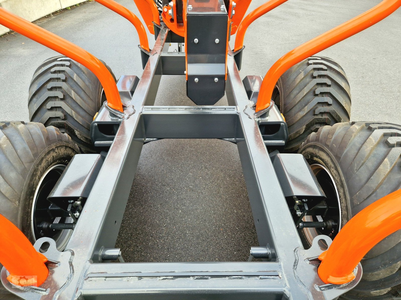 Rückewagen & Rückeanhänger tipa MTM 11T 11to 9,20m Kran Druckluft Doppelrohrrahmen, Neumaschine u Tiefenbach (Slika 10)