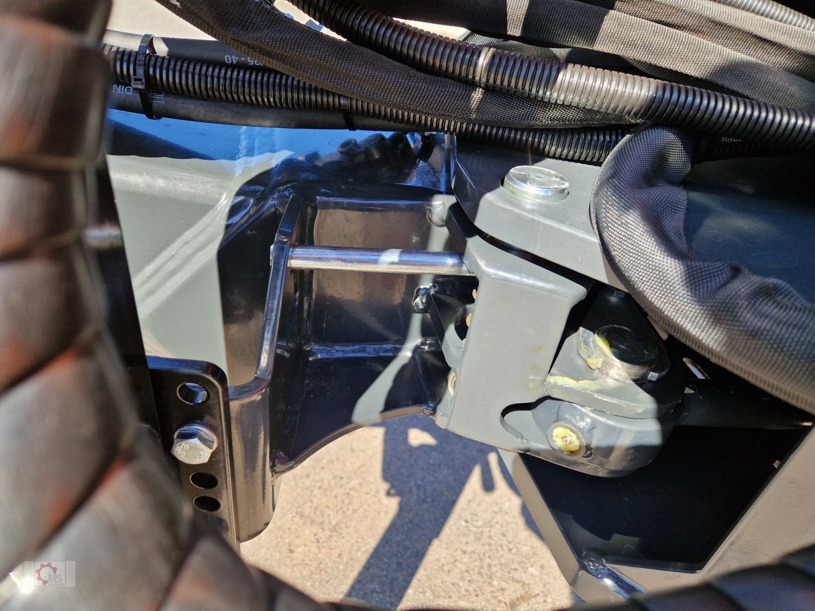 Rückewagen & Rückeanhänger of the type MTM 11T 11to 9,20m Kran Forwarder Rungen Druckluft Rückewagen Doppelrohrrahmen, Neumaschine in Tiefenbach (Picture 20)