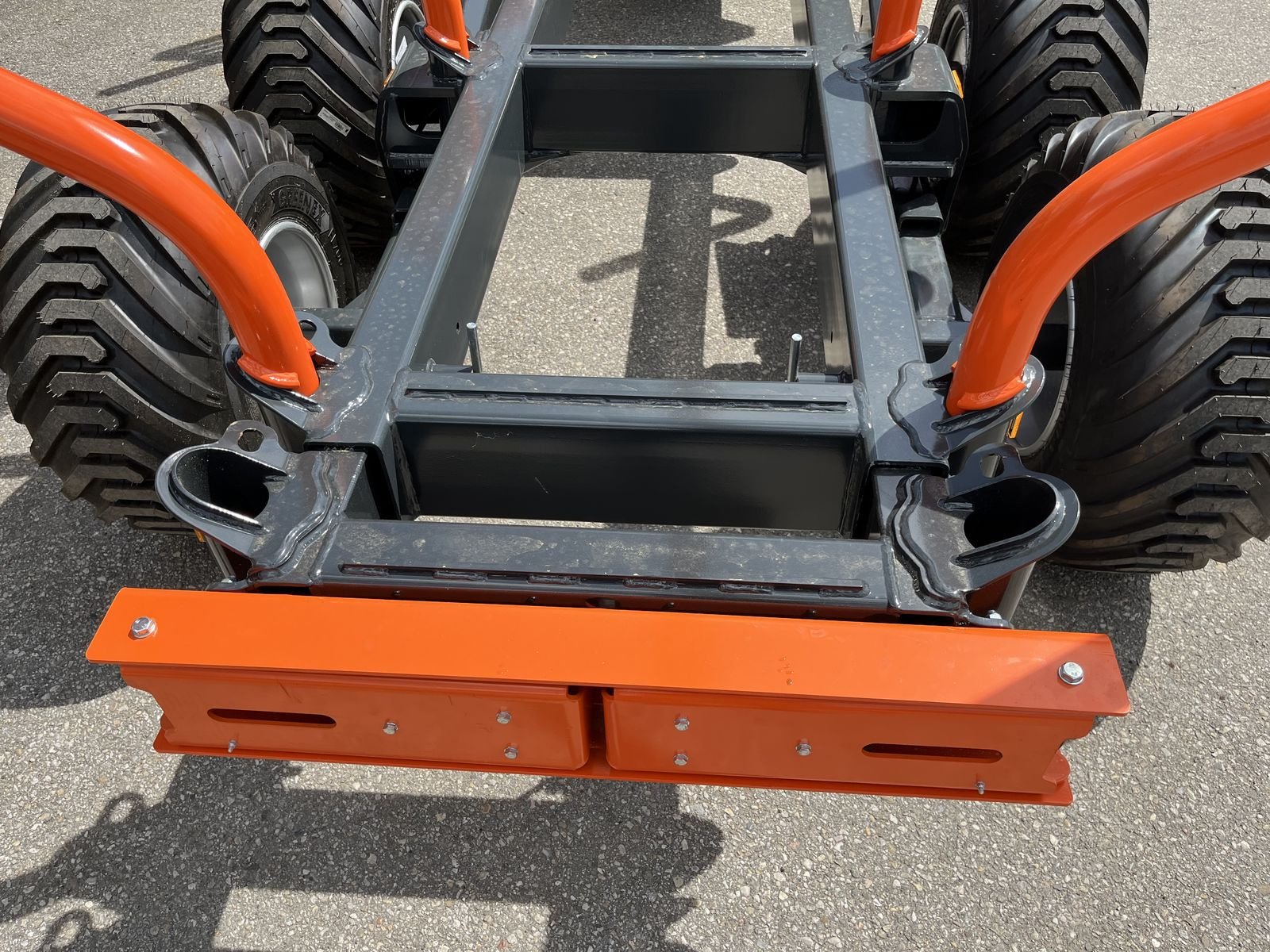 Rückewagen & Rückeanhänger Türe ait MTM 11T mit MTM 7100 Kran, Neumaschine içinde Bad Leonfelden (resim 5)