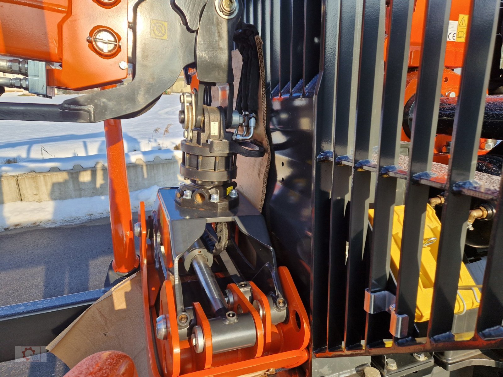 Rückewagen & Rückeanhänger of the type MTM 13T 13to 8,10m Kran Druckluft Doppelrohrrahmen Eigenölversorgung Kranseilwinde, Neumaschine in Tiefenbach (Picture 9)