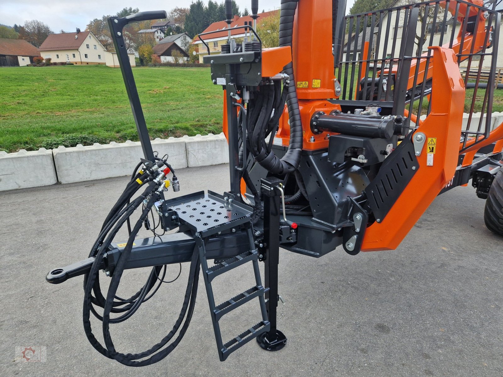 Rückewagen & Rückeanhänger typu MTM 13T 13to 8,10m Kran Druckluft Doppelrohrrahmen, Neumaschine w Tiefenbach (Zdjęcie 17)