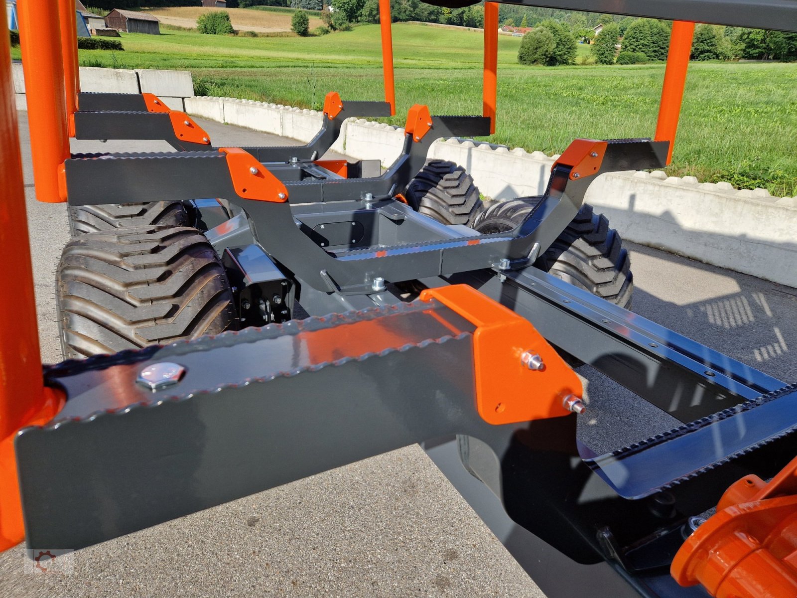 Rückewagen & Rückeanhänger typu MTM 13T 13to 8,10m Kran Forwarder Rungen Druckluft Doppelrohrrahmen, Neumaschine v Tiefenbach (Obrázek 7)