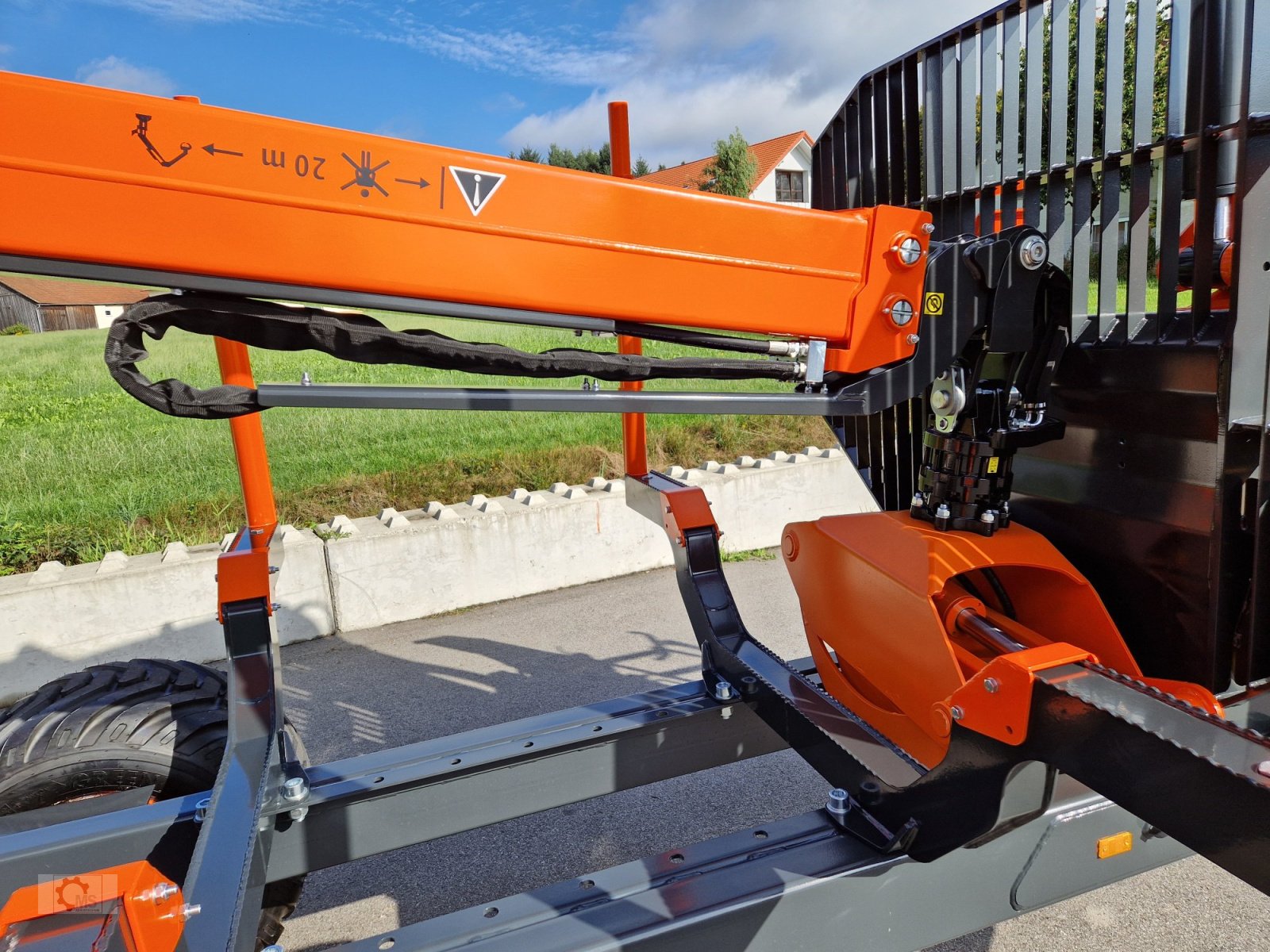 Rückewagen & Rückeanhänger typu MTM 13T 13to 8,10m Kran Forwarder Rungen Druckluft Doppelrohrrahmen, Neumaschine v Tiefenbach (Obrázek 14)