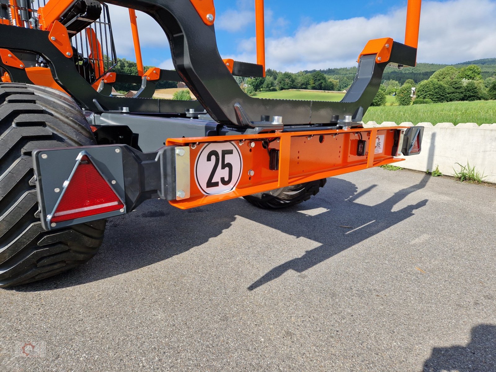 Rückewagen & Rückeanhänger typu MTM 13T 13to 8,10m Kran Forwarder Rungen Druckluft Doppelrohrrahmen, Neumaschine v Tiefenbach (Obrázek 18)