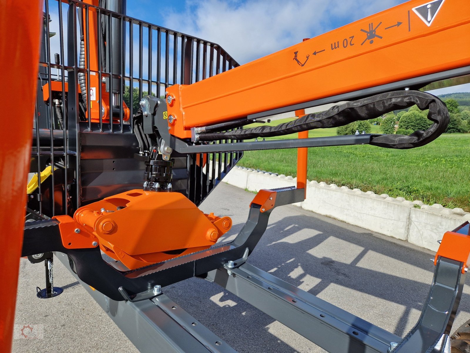 Rückewagen & Rückeanhänger typu MTM 13T 13to 8,10m Kran Forwarder Rungen Druckluft Doppelrohrrahmen, Neumaschine v Tiefenbach (Obrázek 23)