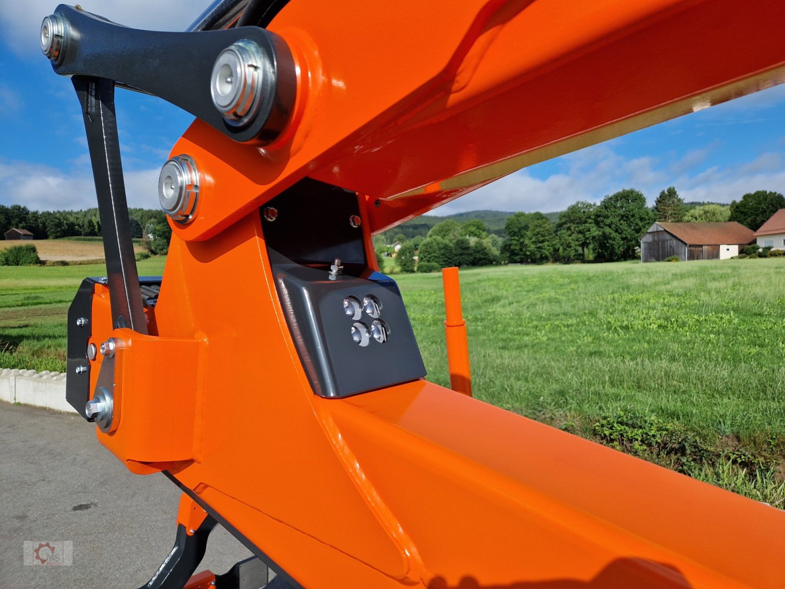 Rückewagen & Rückeanhänger des Typs MTM 13T 13to 8,10m Kran Forwarder Rungen Druckluft Doppelrohrrahmen, Neumaschine in Tiefenbach (Bild 8)