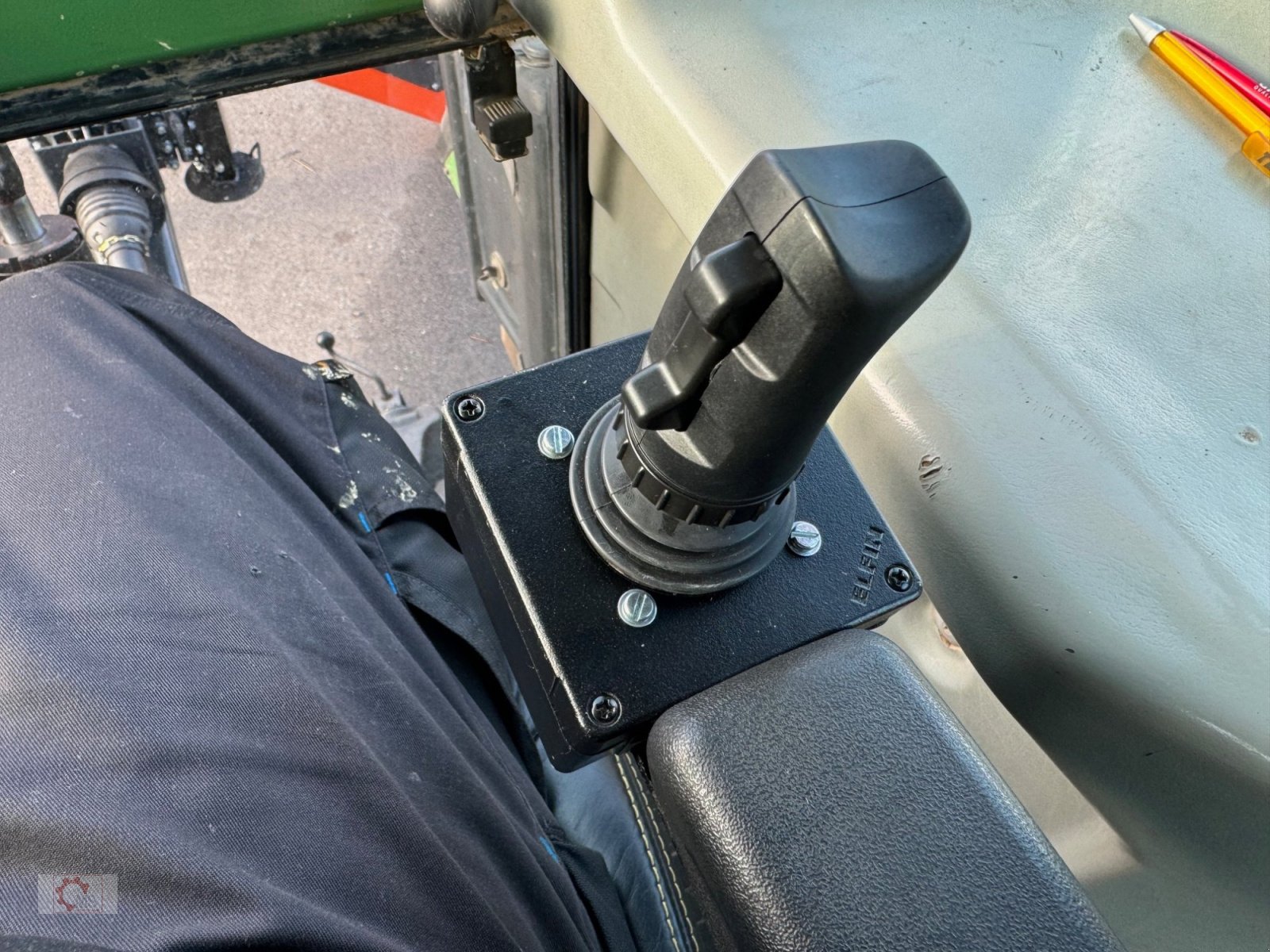 Rückewagen & Rückeanhänger typu MTM 17T 17to 9,80m Kran Forwarder Rungen Druckluft Doppelrohrrahmen, Neumaschine w Tiefenbach (Zdjęcie 5)