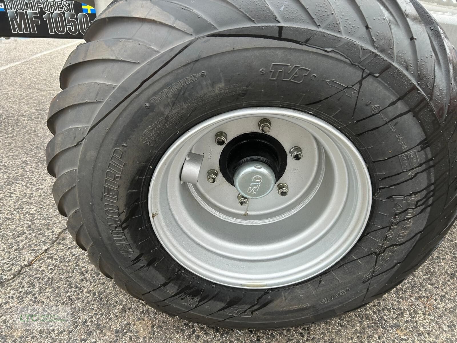 Rückewagen & Rückeanhänger des Typs Optimal MF 1050, Neumaschine in Großpetersdorf (Bild 12)