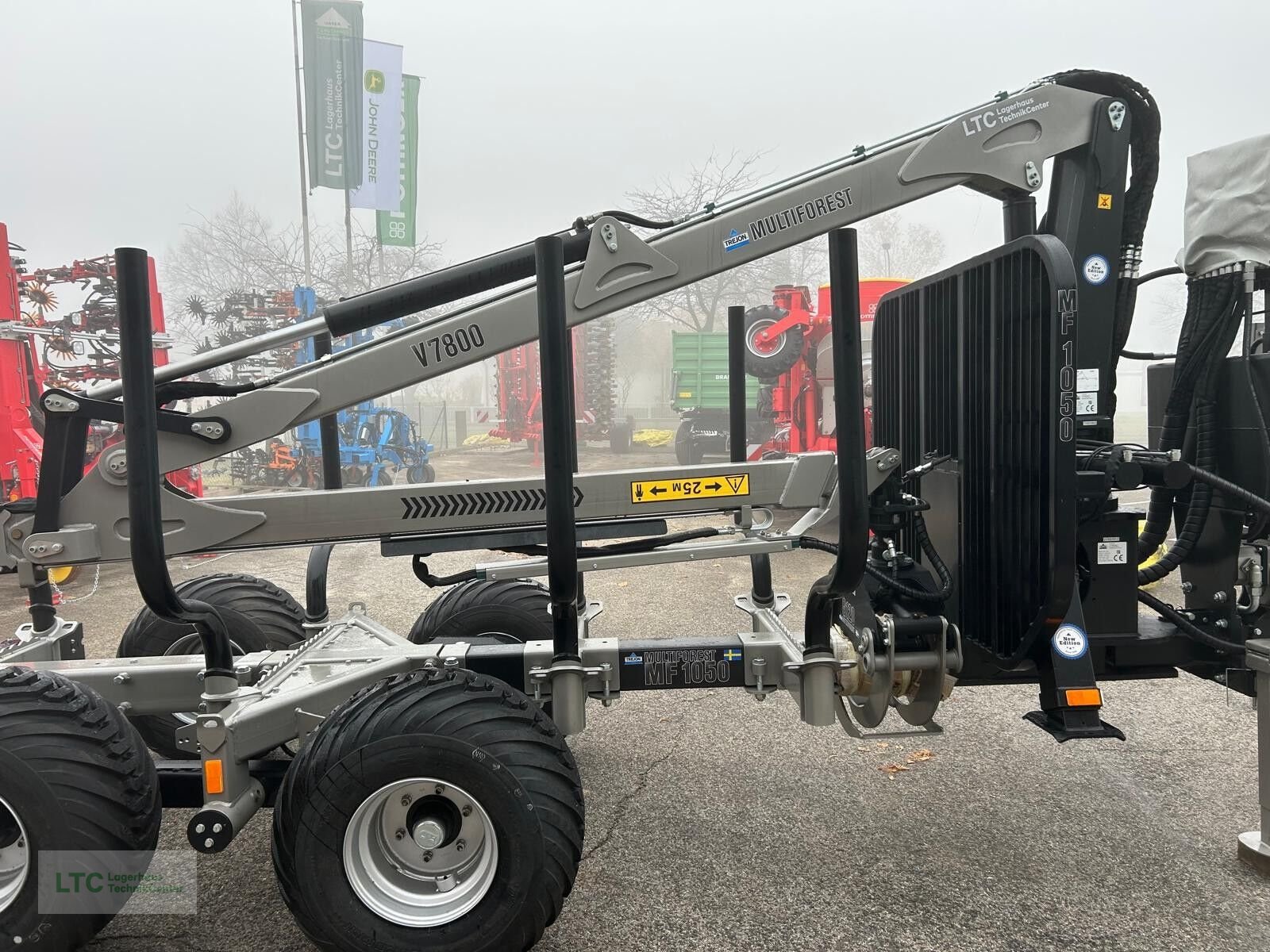 Rückewagen & Rückeanhänger des Typs Optimal MF 1050, Neumaschine in Großpetersdorf (Bild 7)
