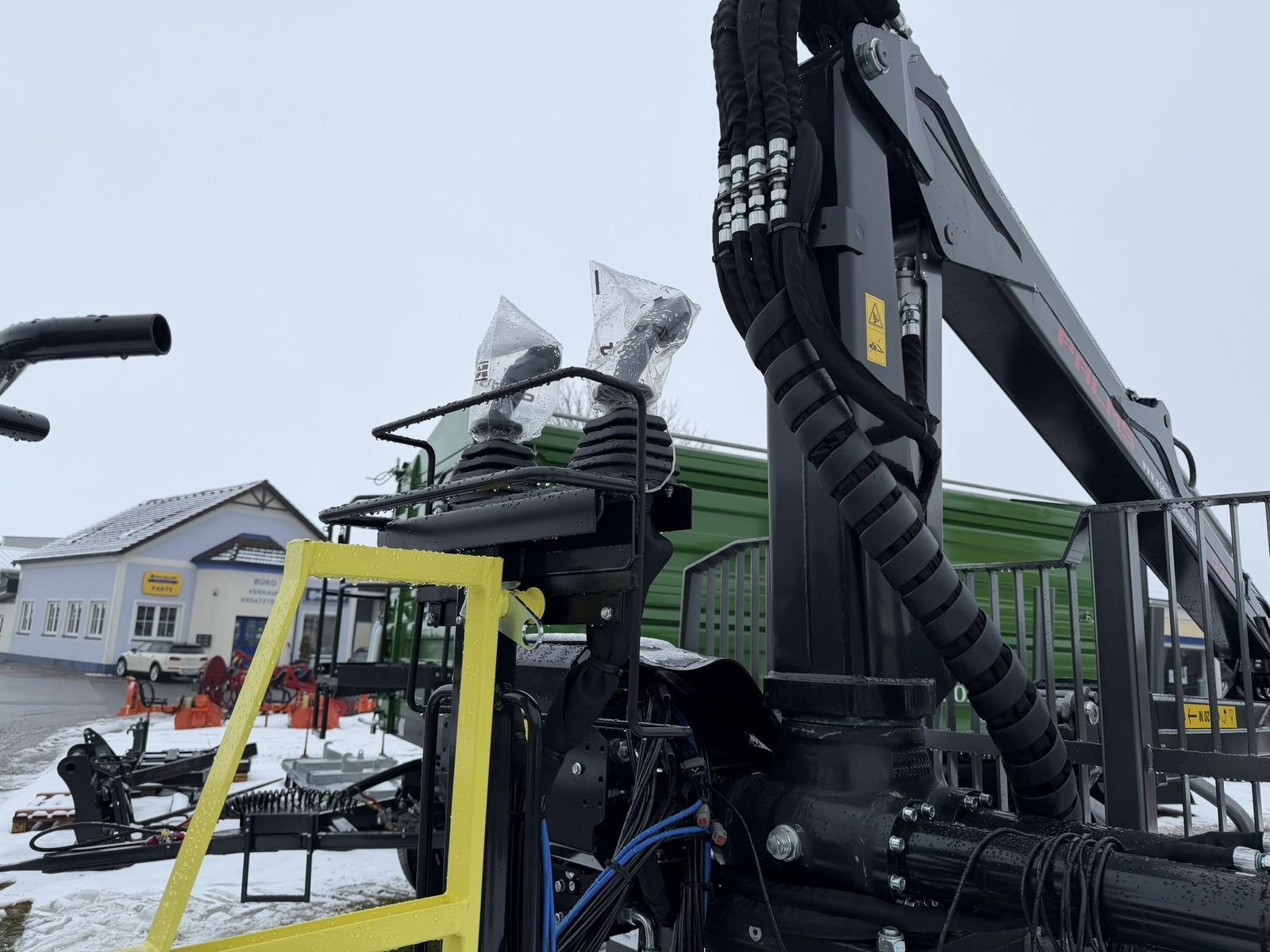 Rückewagen & Rückeanhänger des Typs Palms H8D mit K5.75, Neumaschine in Göpfritz (Bild 3)