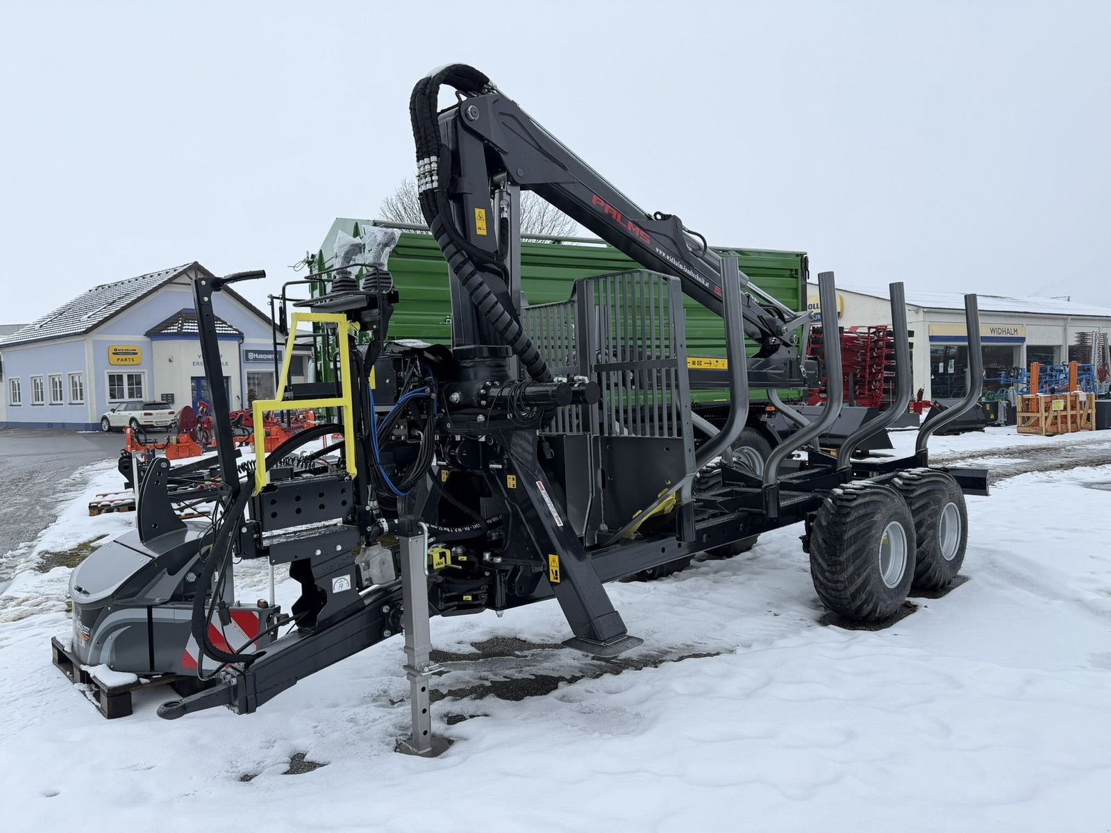 Rückewagen & Rückeanhänger des Typs Palms H8D mit K5.75, Neumaschine in Göpfritz (Bild 1)