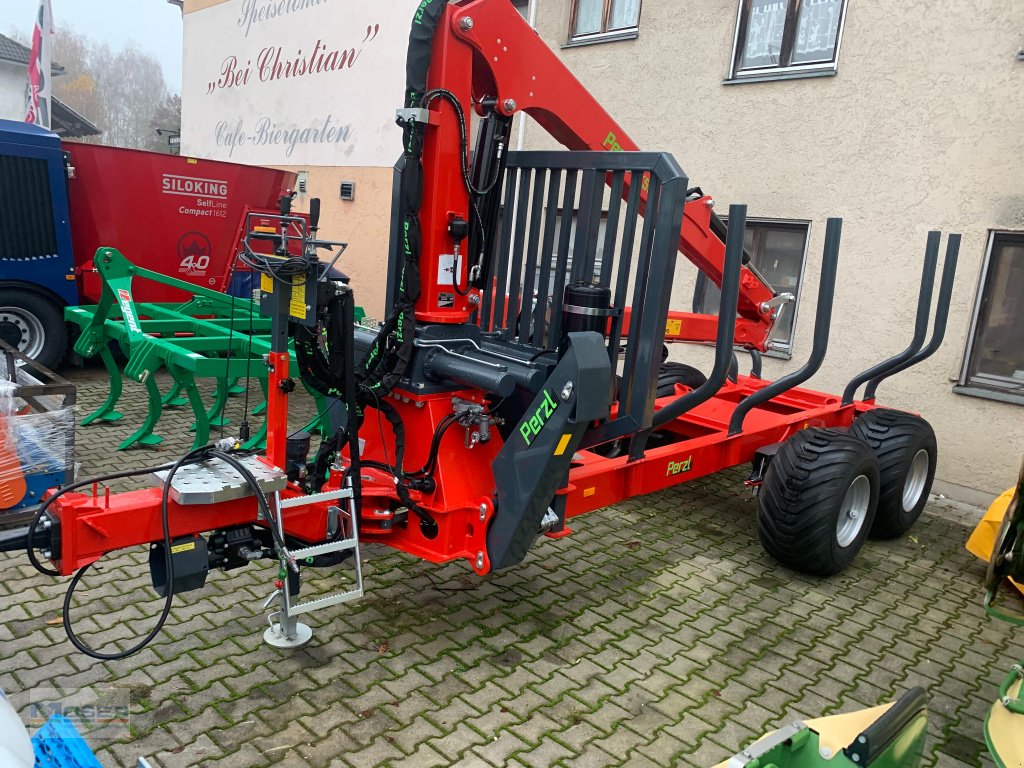 Rückewagen & Rückeanhänger des Typs Perzl Rückewagen PRW 12-4, Neumaschine in Massing (Bild 1)