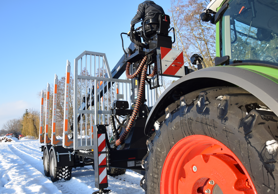Rückewagen & Rückeanhänger des Typs Reil & Eichinger Tandem Kurzholzanhänger WTR 21/905, Neumaschine in Nittenau (Bild 9)