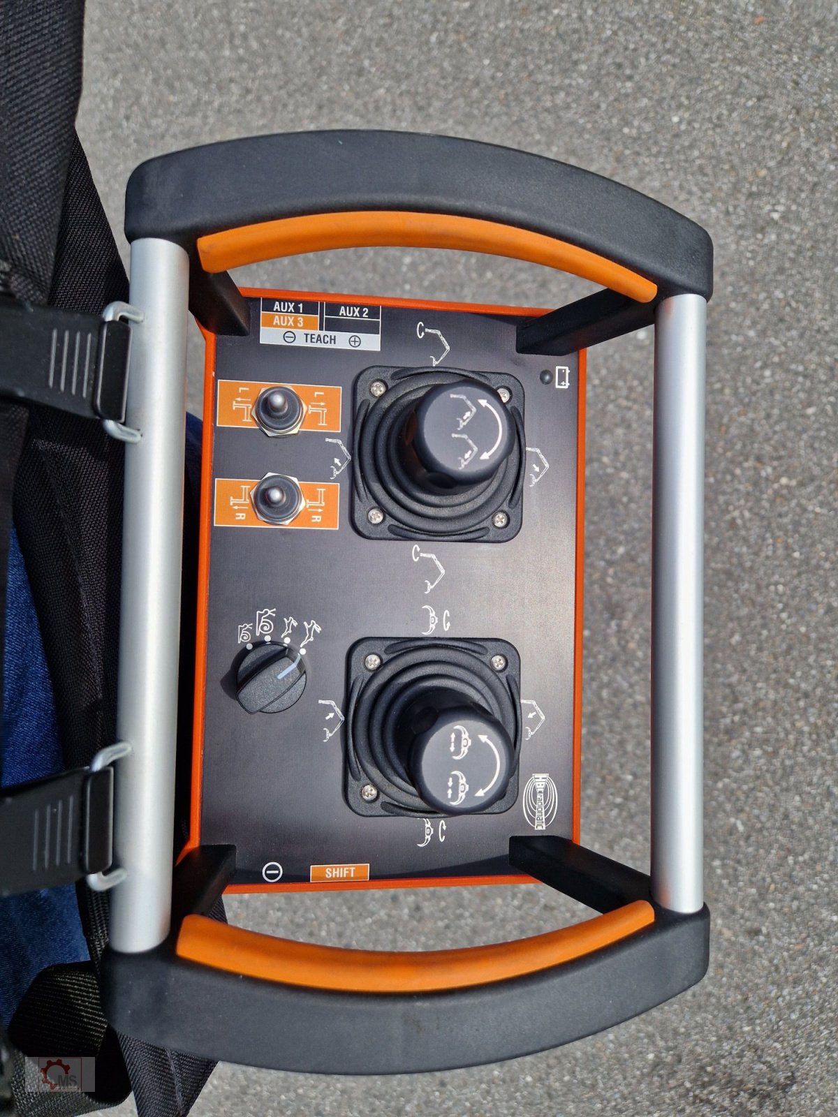 Rückewagen & Rückeanhänger des Typs Scandic ST-12D 16t 9m Kran 750kg Hubkraft Druckluft Funkfernsteuerung, Neumaschine in Tiefenbach (Bild 26)