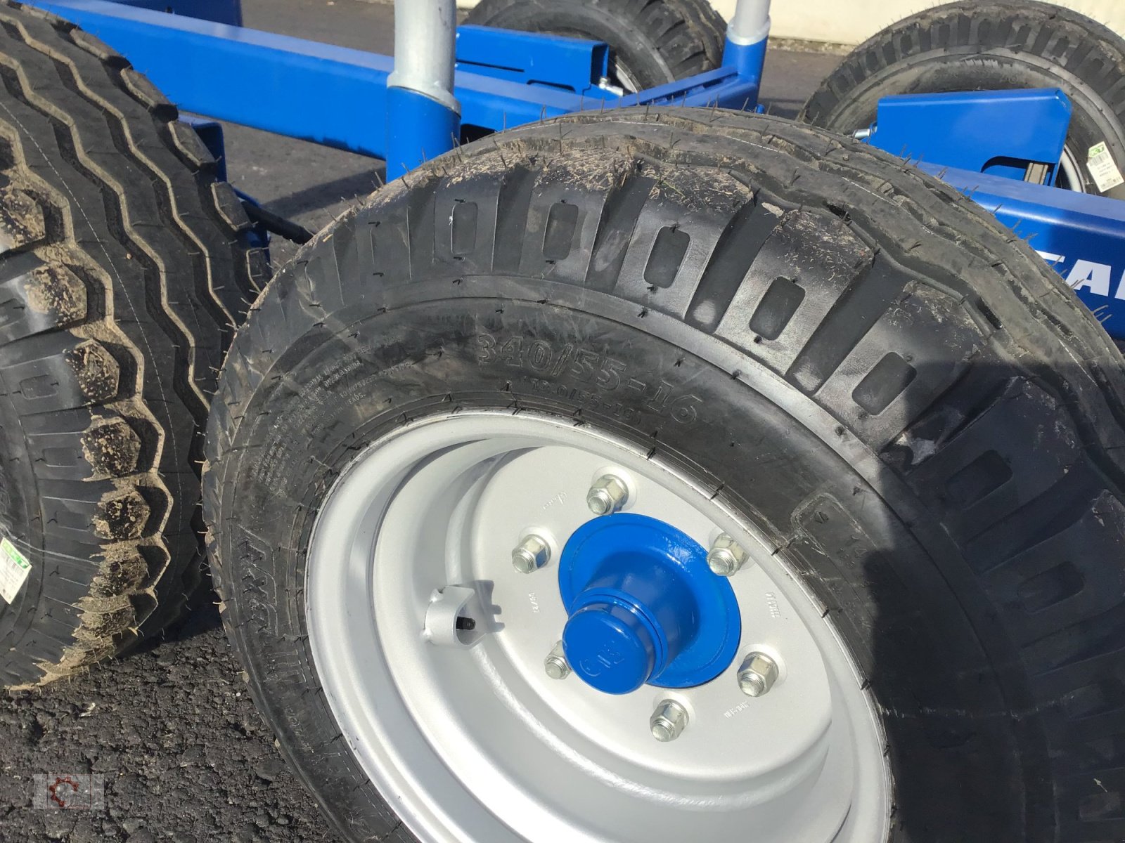 Rückewagen & Rückeanhänger del tipo Scandic ST-6 Rückewagen 7,4t 5,9m Kran 600kg Hubkraft Auflauf Hydr.Bremse, Neumaschine In Tiefenbach (Immagine 8)