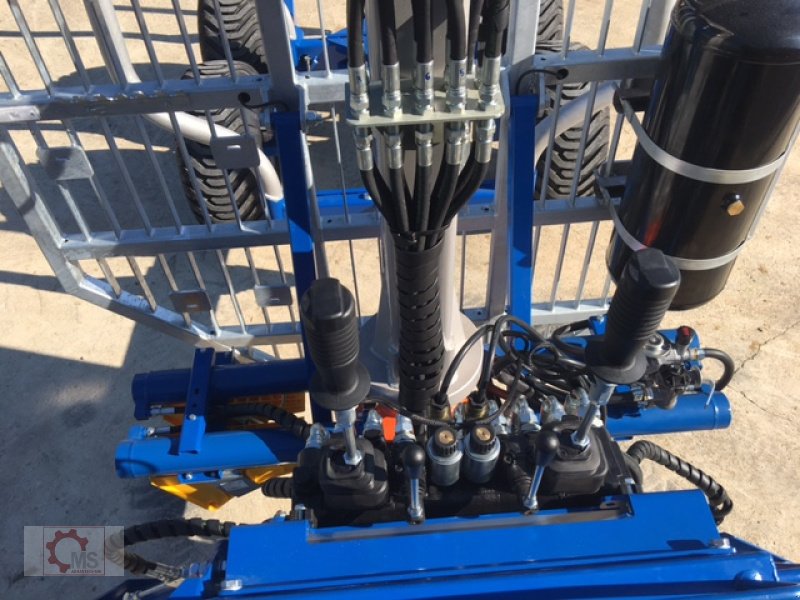 Rückewagen & Rückeanhänger typu Scandic ST-8 10,5t 7,1m Kran 600kg Hubkraft Druckluft, Neumaschine v Tiefenbach (Obrázek 15)