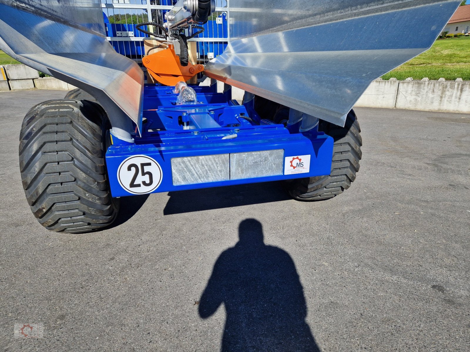 Rückewagen & Rückeanhänger a típus Scandic ST-8 7,9m Kran 550kg Hubkraft Auflauf Hydr. Bremse, Neumaschine ekkor: Tiefenbach (Kép 17)