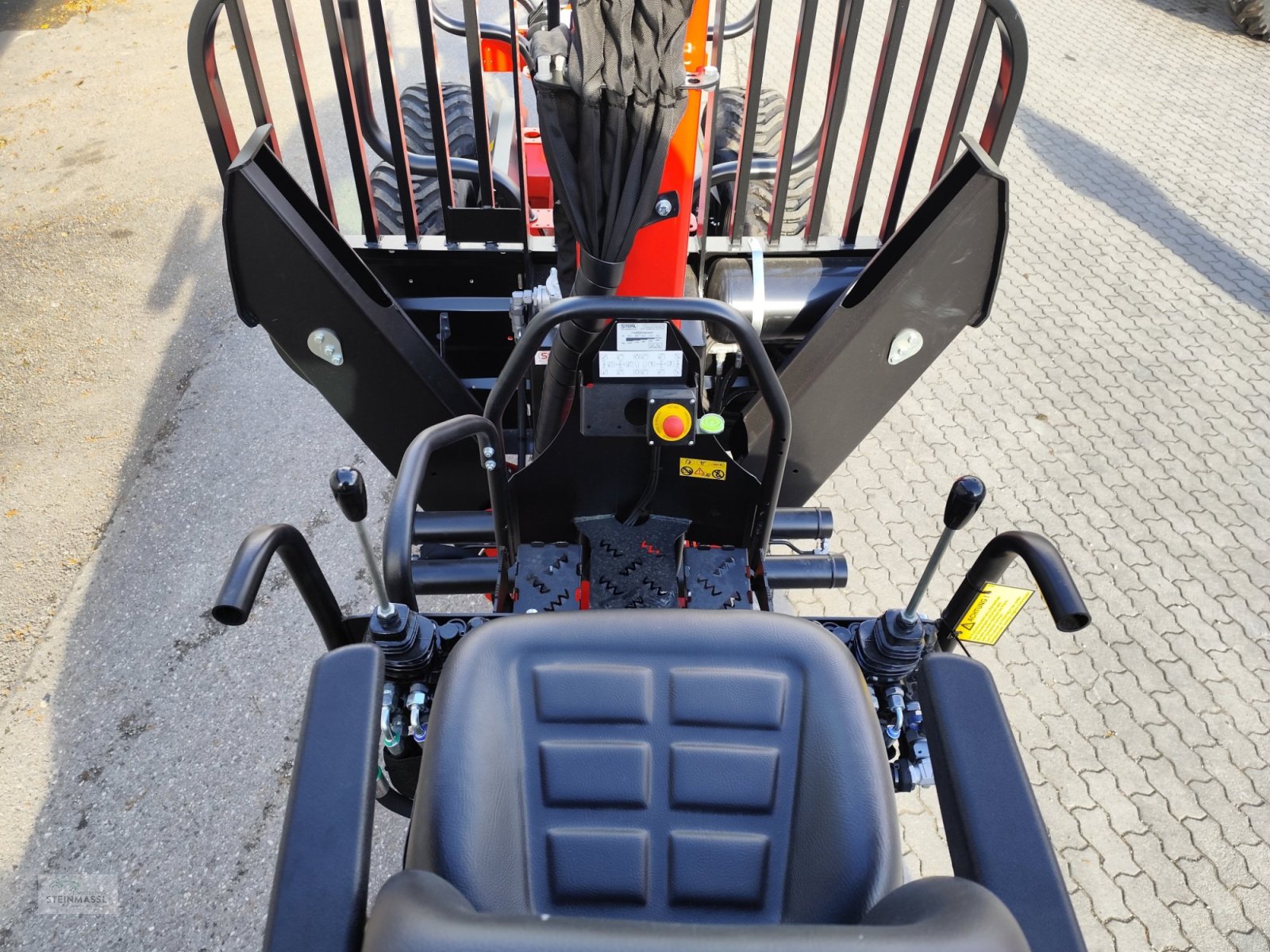 Rückewagen & Rückeanhänger Türe ait Stepa C12, Neumaschine içinde Petting (resim 3)