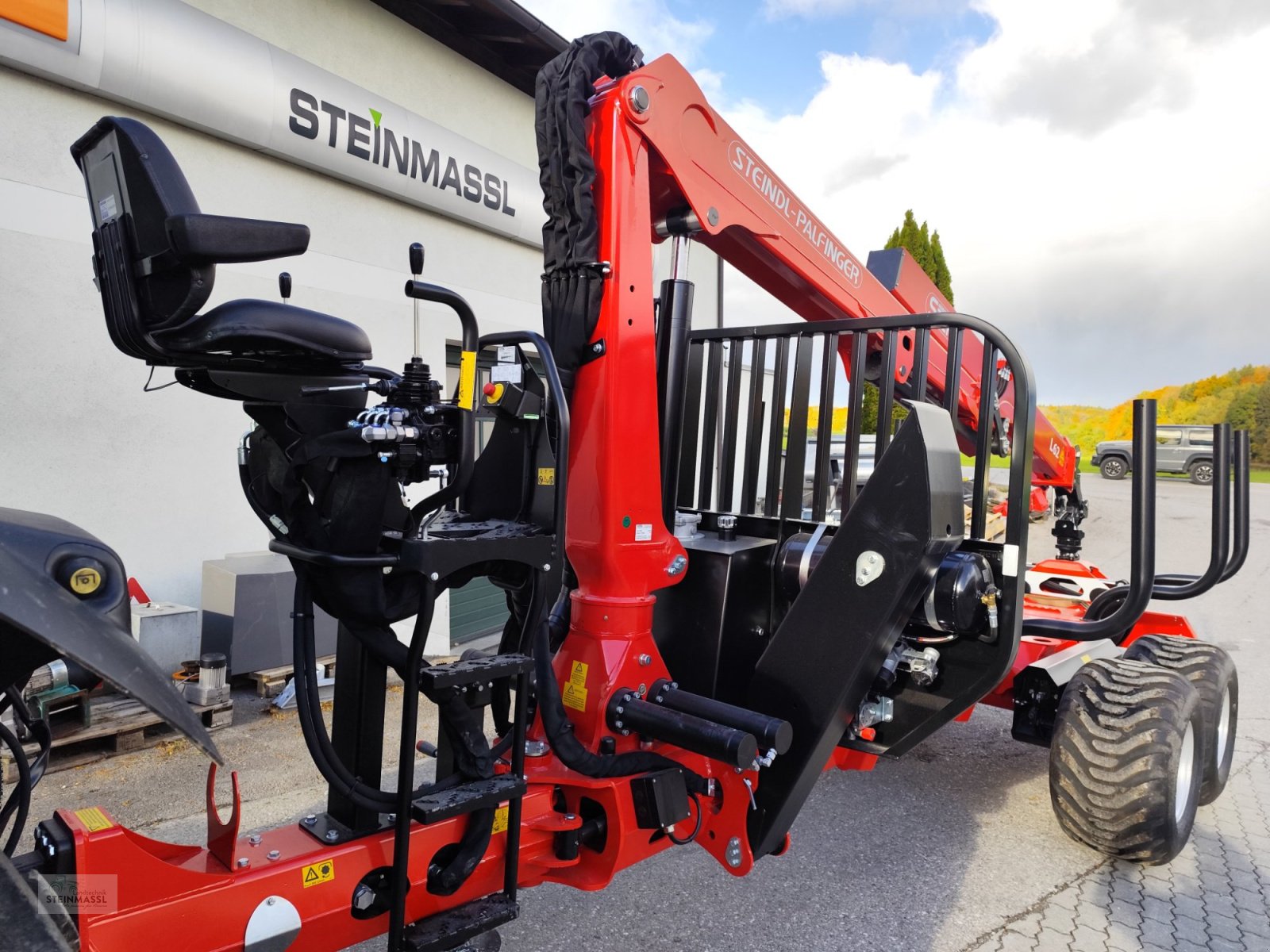 Rückewagen & Rückeanhänger Türe ait Stepa C12, Neumaschine içinde Petting (resim 5)