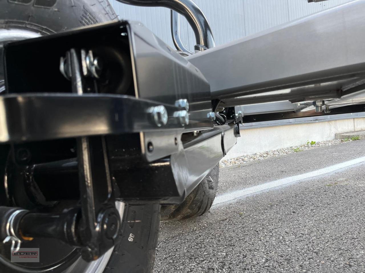 Rückewagen & Rückeanhänger des Typs Trejon Multiforest MF 1050 V7800, Neumaschine in Tuntenhausen (Bild 18)