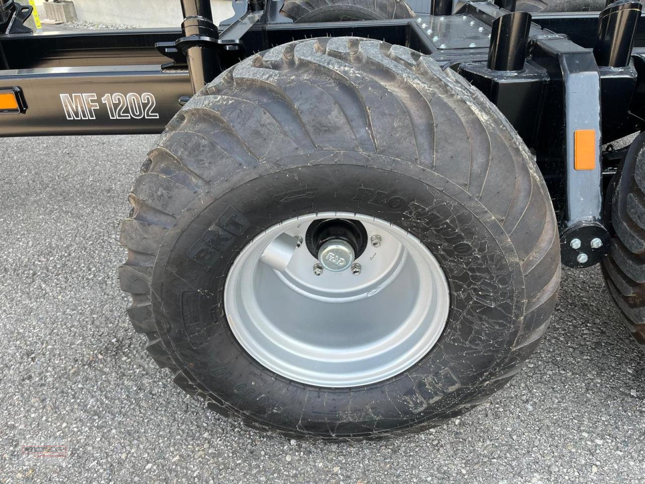 Rückewagen & Rückeanhänger a típus Trejon Multiforest MF1202 V7800, Neumaschine ekkor: Tuntenhausen (Kép 16)