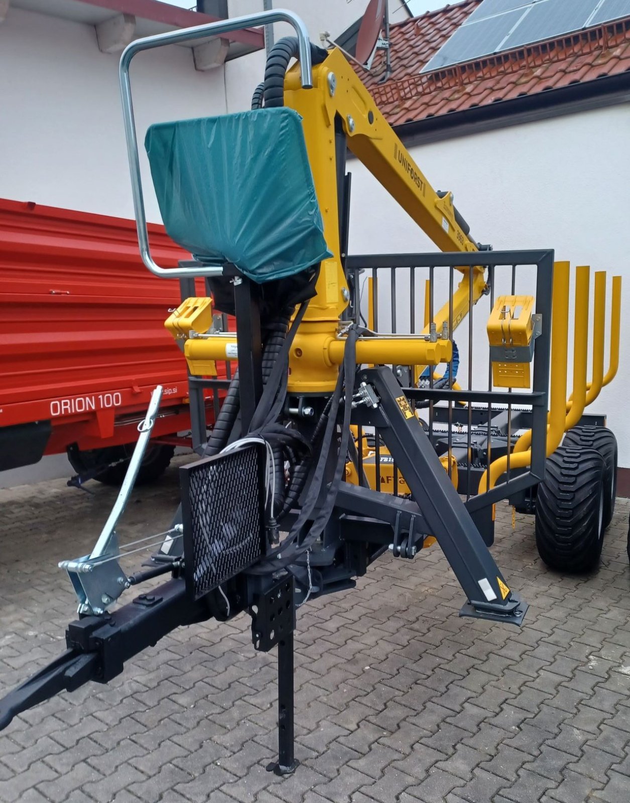 Rückewagen & Rückeanhänger des Typs Uniforst 10.43, Neumaschine in Au/Hallertau (Bild 2)