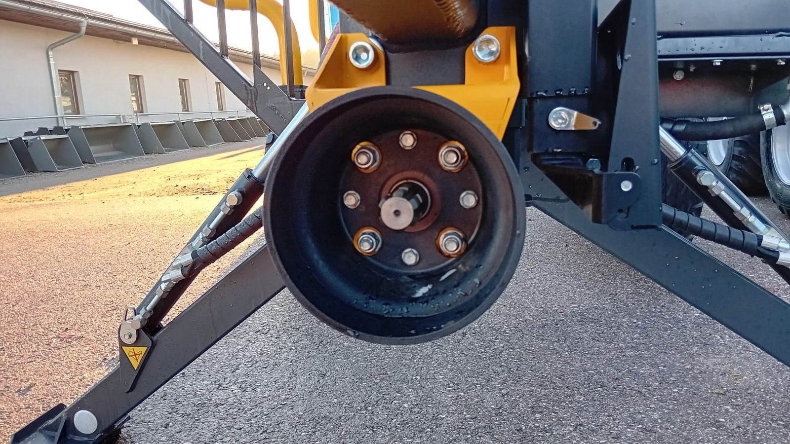 Rückewagen & Rückeanhänger от тип Uniforst Eigenölversorgung für Rückewagen, Neumaschine в NATTERNBACH (Снимка 8)