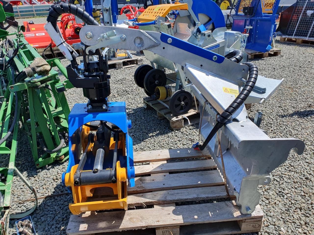 Rückezug of the type Binderberger RZ 1400 light, Neumaschine in Zweibrücken (Picture 1)