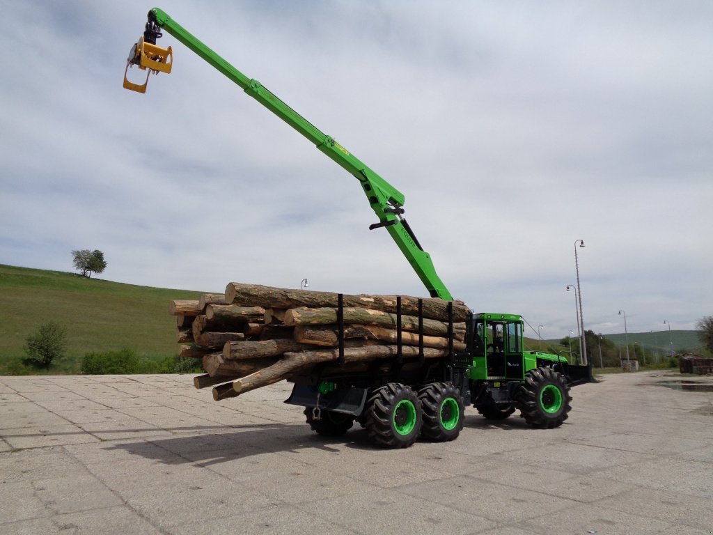 Rückezug des Typs EQUUS 175 N 6WDC, Neumaschine in Nittenau (Bild 7)