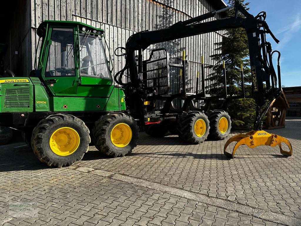 Rückezug des Typs John Deere 1010 E, Gebrauchtmaschine in Gerzen (Bild 10)