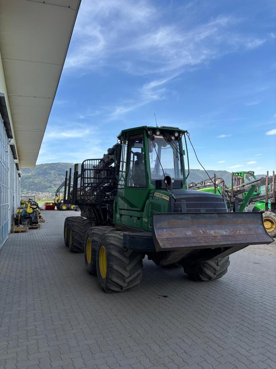 Rückezug от тип John Deere 1010 E, Gebrauchtmaschine в Judenburg (Снимка 3)