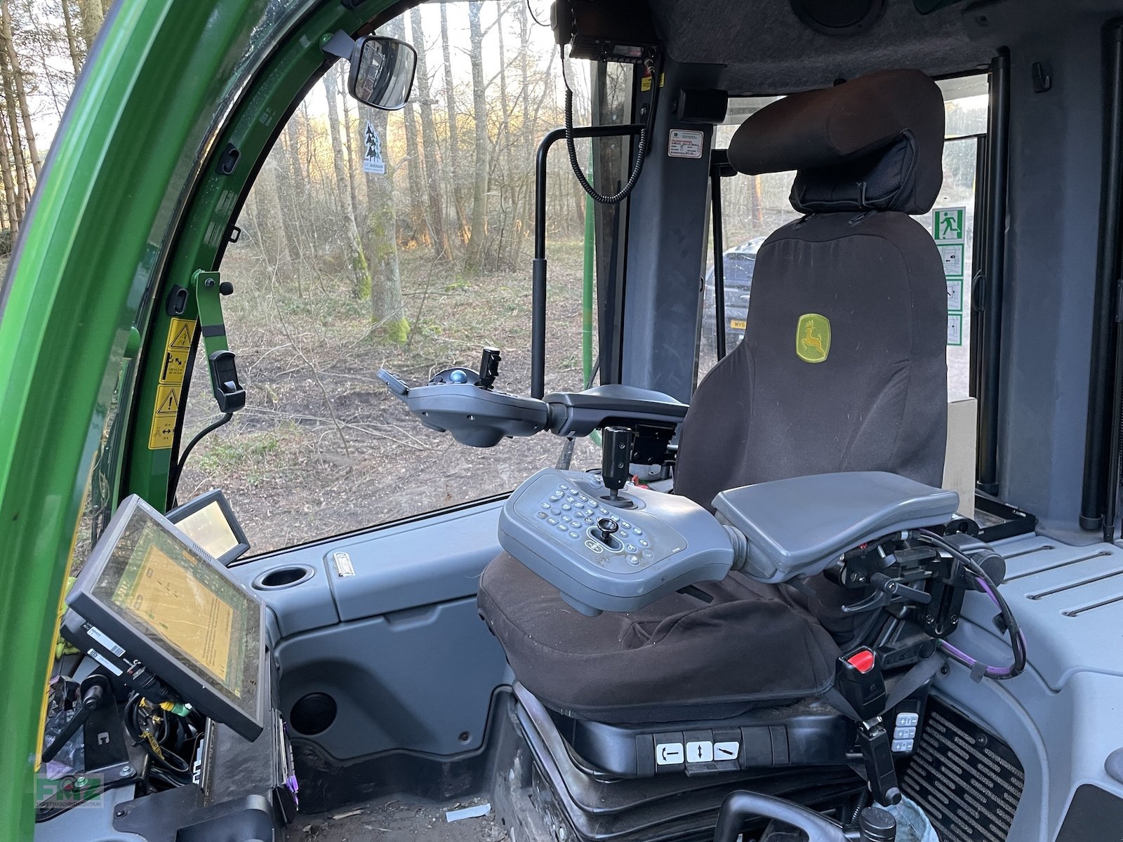 Rückezug Türe ait John Deere 1110G, Gebrauchtmaschine içinde Leinburg (resim 7)