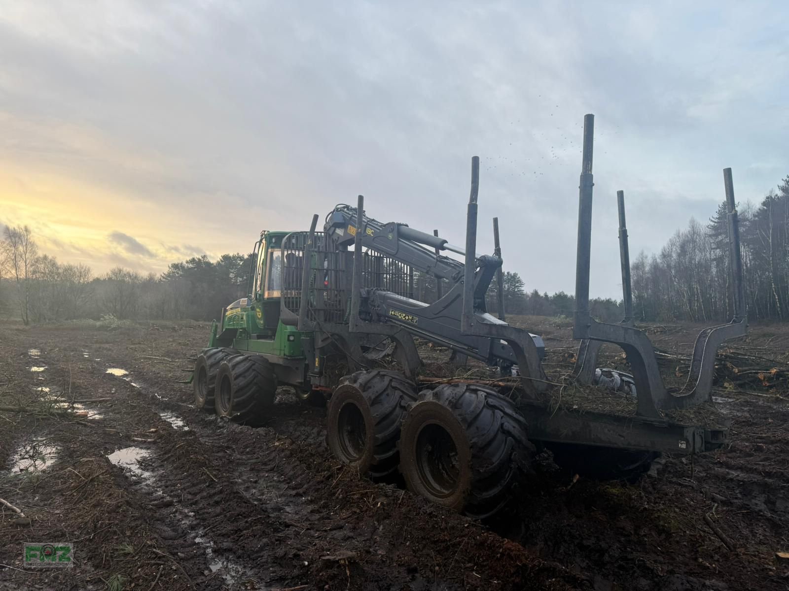 Rückezug des Typs John Deere 1110G, Gebrauchtmaschine in Leinburg (Bild 5)