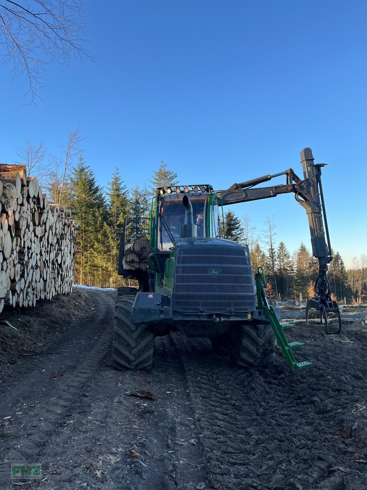 Rückezug του τύπου John Deere 1510 G, Gebrauchtmaschine σε Leinburg (Φωτογραφία 4)