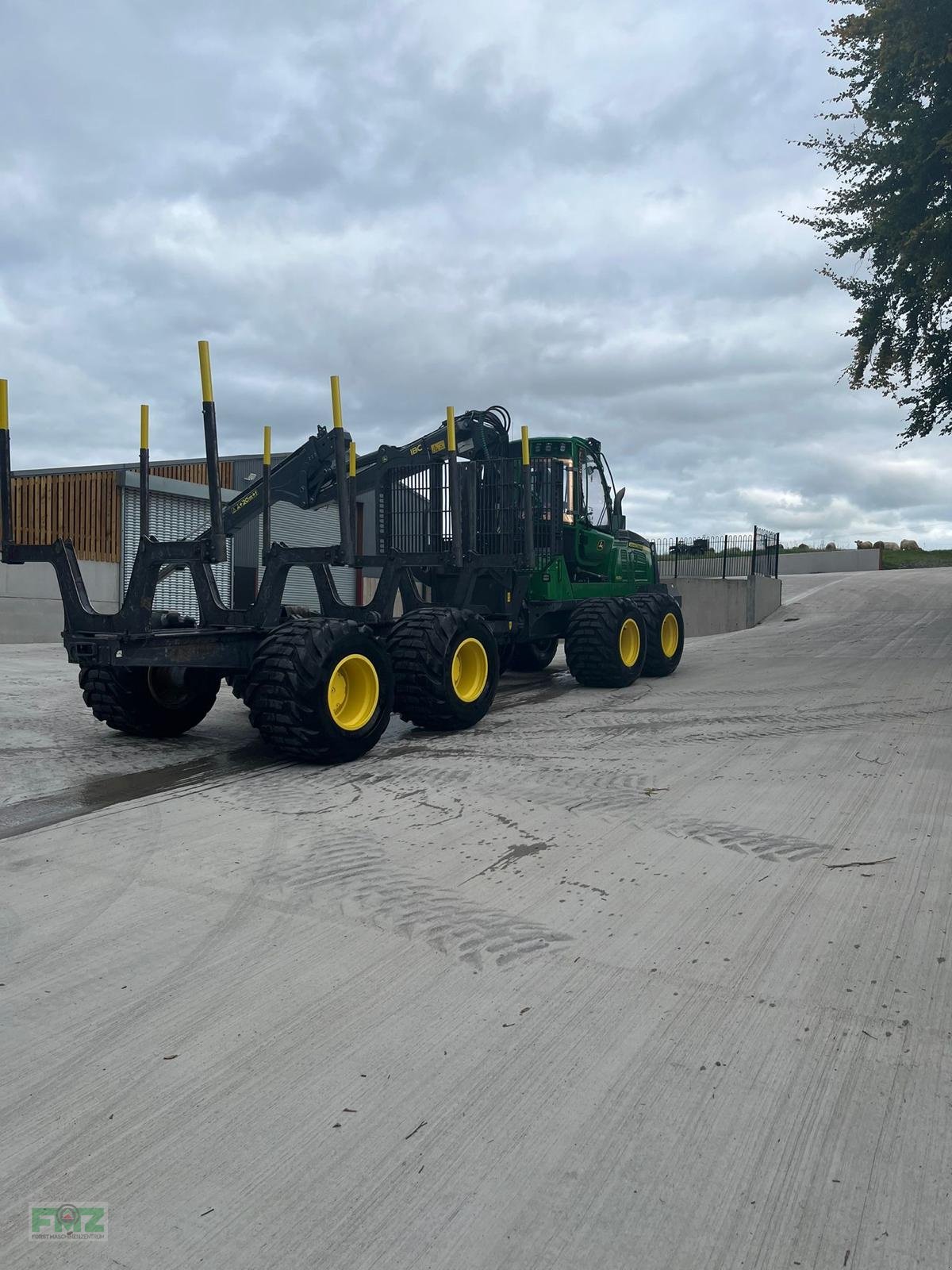 Rückezug of the type John Deere 1510 G, Gebrauchtmaschine in Leinburg (Picture 5)