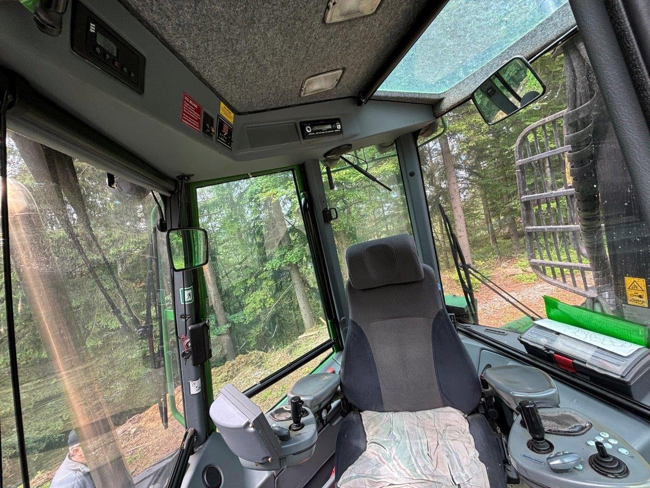 Rückezug του τύπου John Deere 810 D, Gebrauchtmaschine σε Judenburg (Φωτογραφία 10)