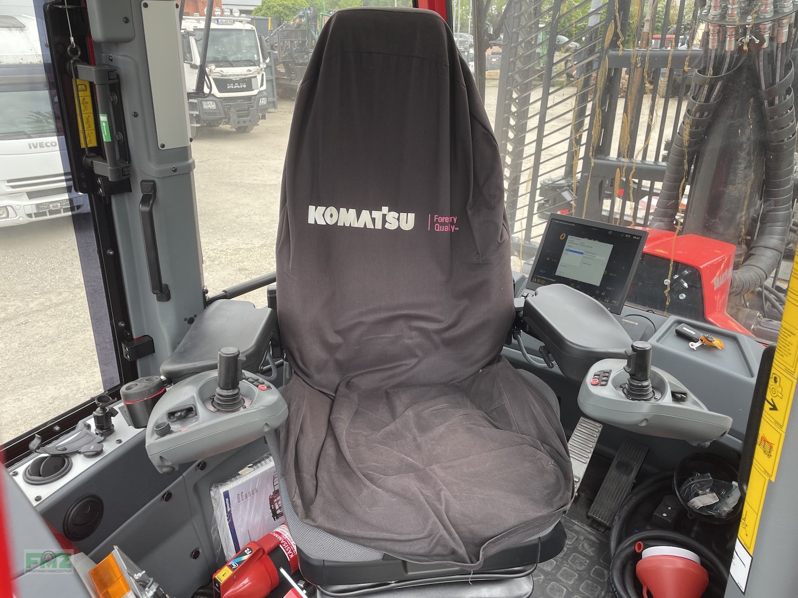 Rückezug del tipo Komatsu 855, Gebrauchtmaschine In Leinburg (Immagine 7)