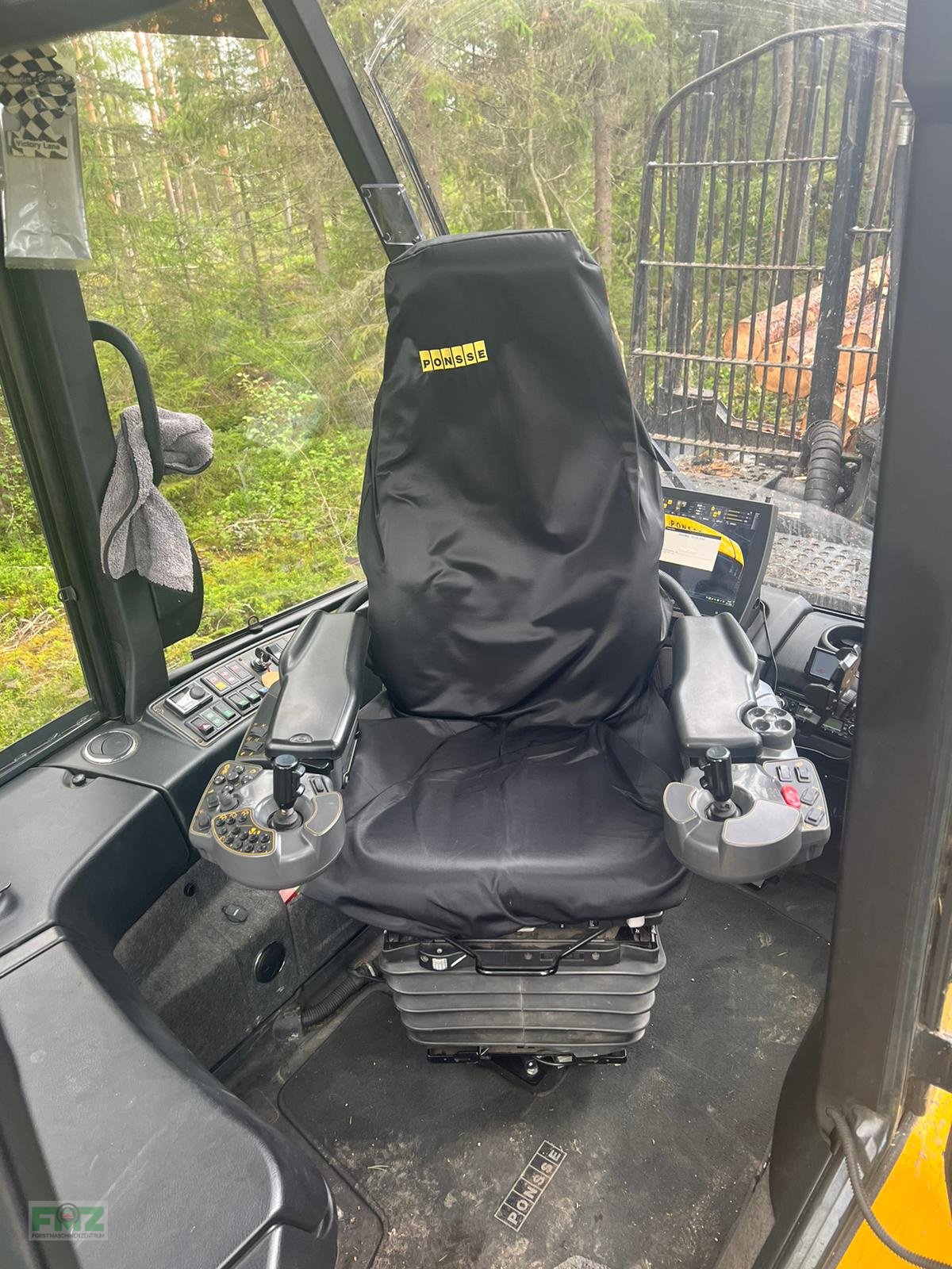 Rückezug του τύπου Ponsse Elk, Gebrauchtmaschine σε Leinburg (Φωτογραφία 4)