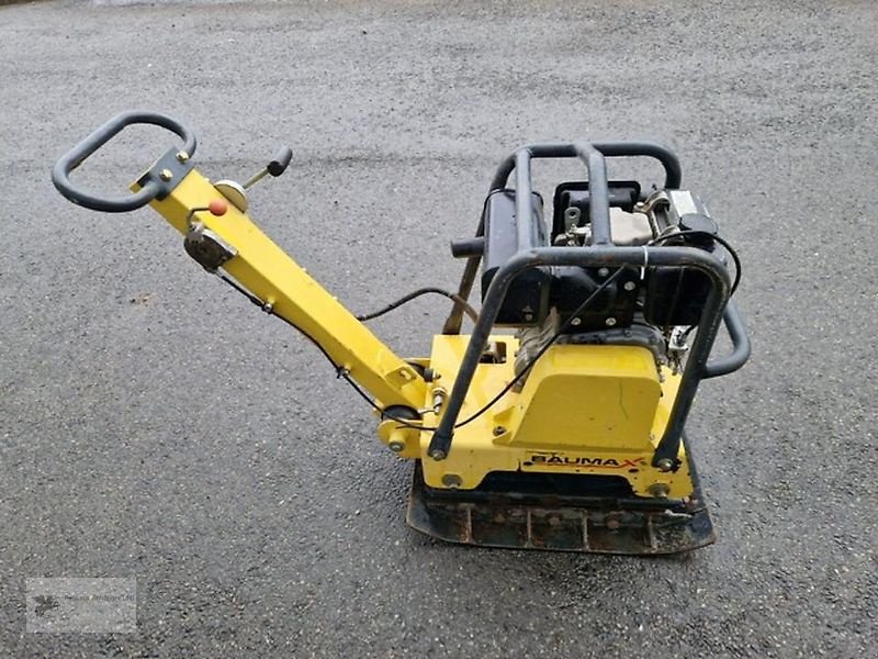 Rüttelplatte типа Baumax RVP32/52D Rüttelplatte Baumaschine Baujahr 2017, Gebrauchtmaschine в Gevelsberg