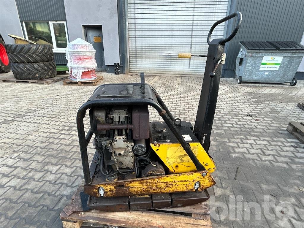 Rüttelplatte des Typs Bomag BPR 75/60 D, Gebrauchtmaschine in Düsseldorf (Bild 7)