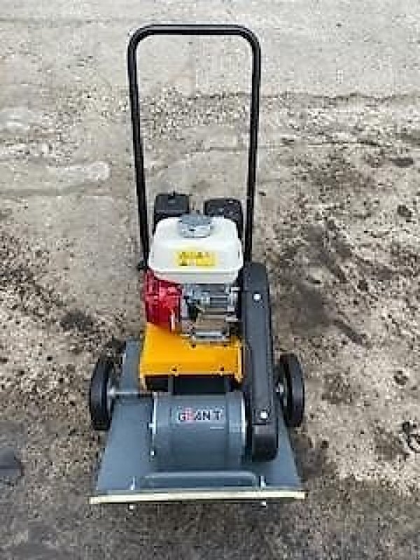 Rüttelplatte типа GiANT GP1345G, Neumaschine в Sterdebüll (Фотография 1)