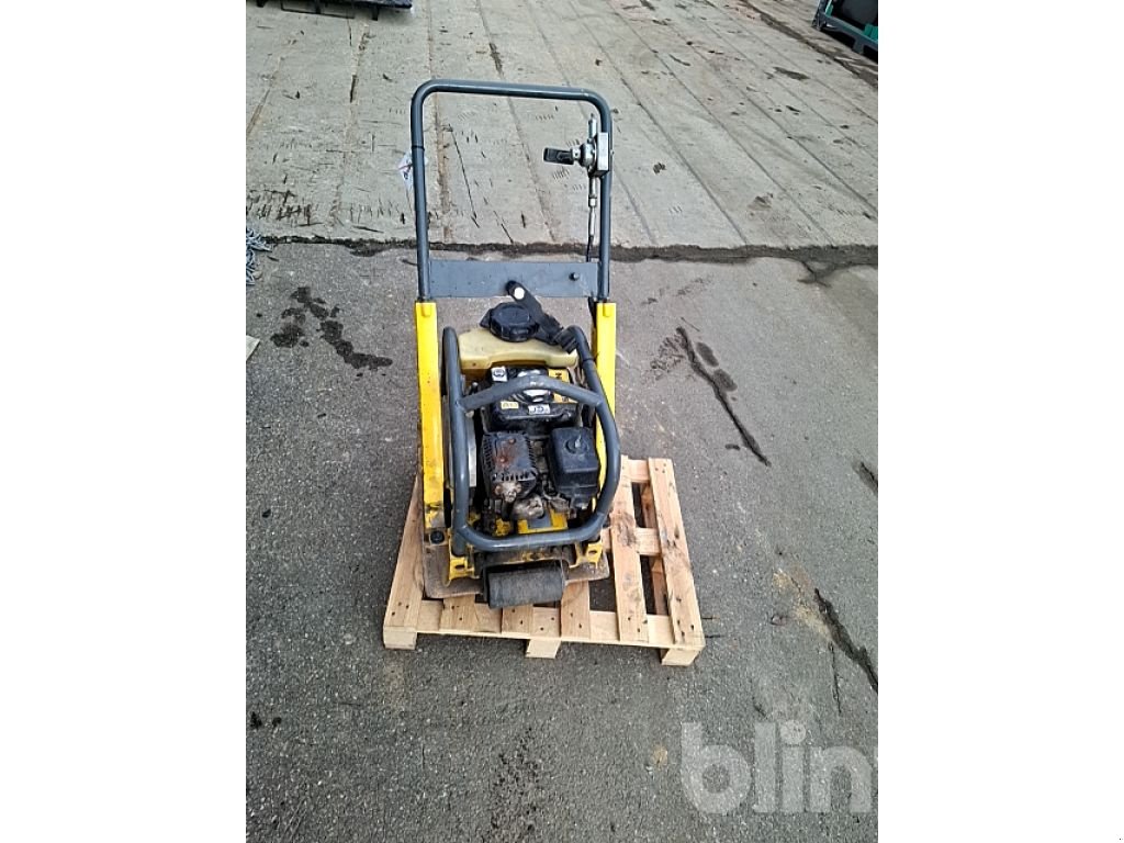 Rüttelplatte za tip Wacker Neuson WPU 1550 AW, Gebrauchtmaschine u Düsseldorf (Slika 3)