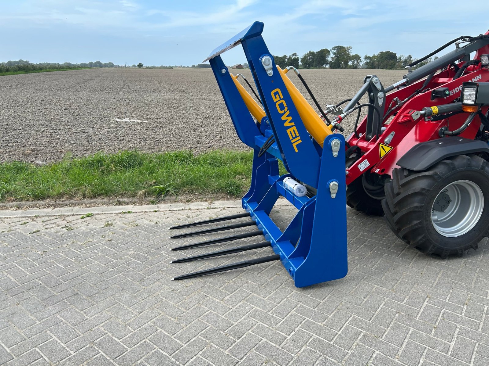 Rundballengabel типа Göweil RBS + Folienhalter, Neumaschine в Dornum - Nesse (Фотография 4)